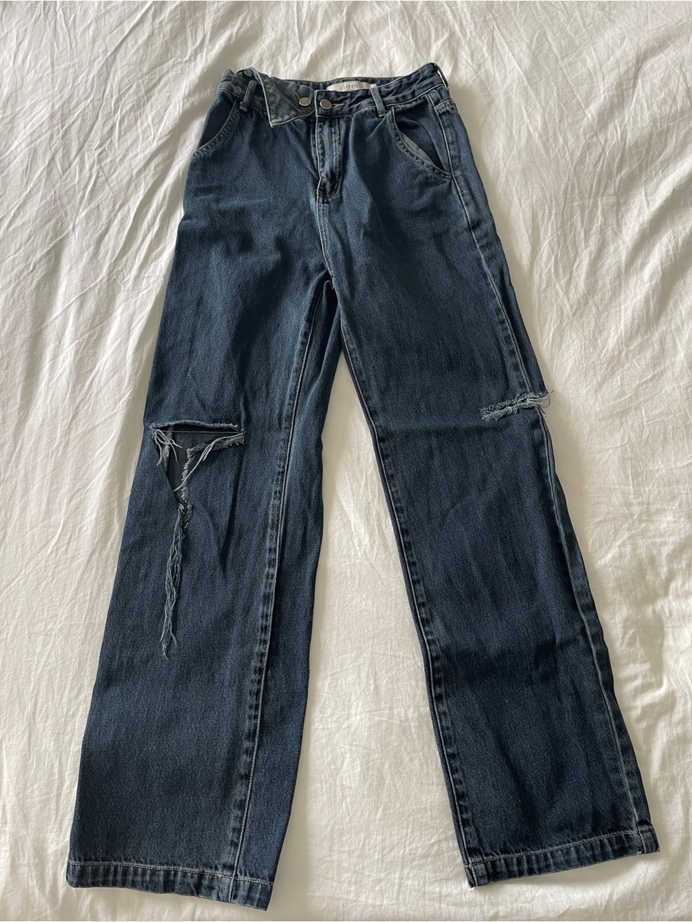 Y2K baggy ripped jeans
